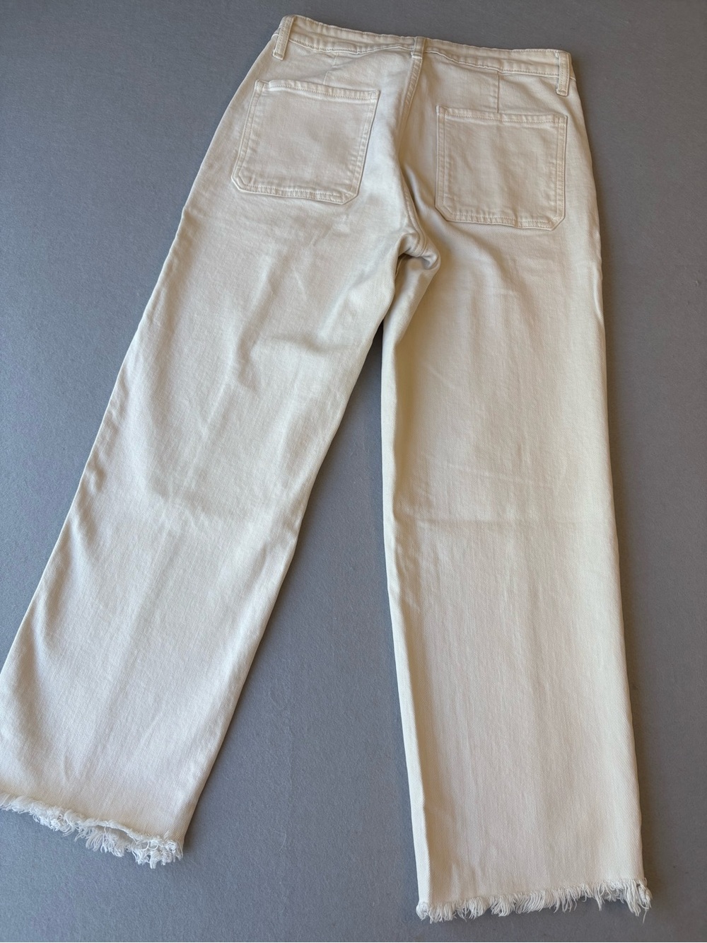 Old Navy High Waisted OG Loose Off-White Wide Leg Stitch-Front Utility Jeans sz8 - Picture 10 of 10